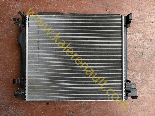 Renault Austral 1.3 TCe Su Radyatörü 214106UB0B