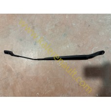 Renault Austral Sağ Ön Silecek Kolu 288863953R Renault Austral Sağ Ön Silecek Kolu 288863953R