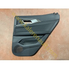 Renault Austral Sağ Arka Kapı Döşemesi Techno 829007689R Renault Austral Sağ Arka Kapı Döşemesi Techno 829007689R