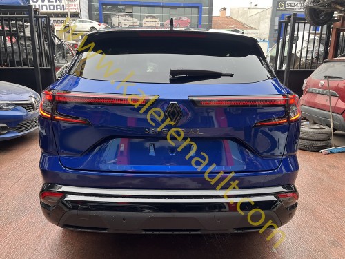 Renault Austral Arka Bagaj Kapağı (Demir Mavi)