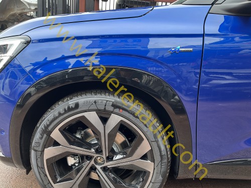 Renault Austral Sol Ön Çamurluk (Demir Mavi)