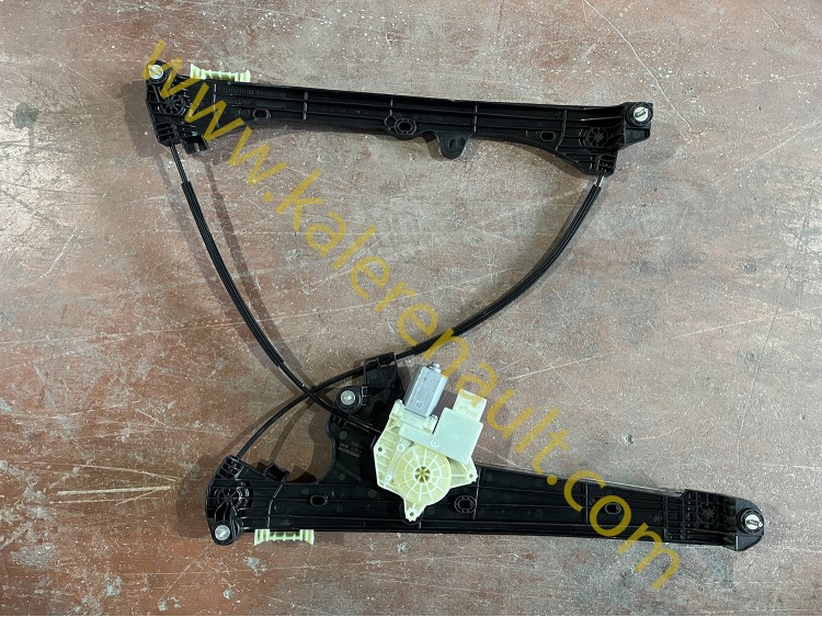 Renault Austral Sağ Ön Cam Krikosu 807205453R
