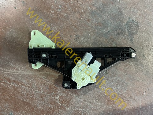 Renault Austral Sağ Arka Cam Krikosu 827204968R