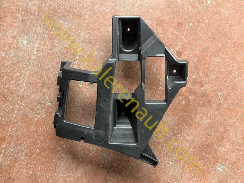 Renault Megane 4 Arka Tampon Alt Braketi Sağ 850468721R 850427283R