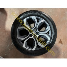 Renault Captur 2 İcon Çelik Jant 18" İnch 403000922R 403002784R Renault Captur 2 İcon Çelik Jant 18" İnch 403000922R 403002784R