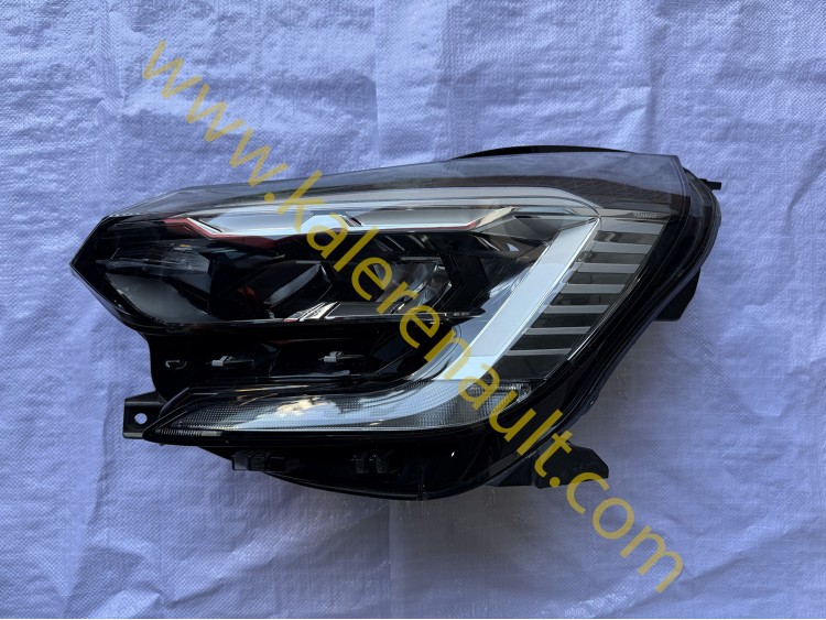 Renault Captur 2 Sol Ön Far 260608054R