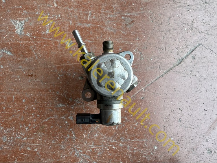 Renault Clio 4 1.2 TCe Benzin Pompası 166305283R