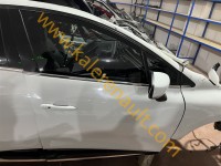 Renault Clio 4 Sağ Ön Kapı (Beyaz) Renault Clio 4 Sağ Ön Kapı (Beyaz)