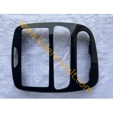 Renault Clio 4 Teyp Çerçevesi 682605325R Renault Clio 4 Teyp Çerçevesi 682605325R