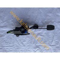 Renault Clio 4 Debriyaj Pedalı 465033381R