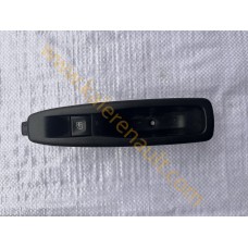 Renault Clio 4 Arka Cam Açma Düğmesi 254218614R 829507217R Renault Clio 4 Arka Cam Açma Düğmesi 254218614R 829507217R