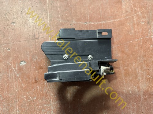 Renault Duster 3 Sağ Ön Kapı Kilidi 805022447R Renault Duster 3 Sağ Ön Kapı Kilidi 805022447R