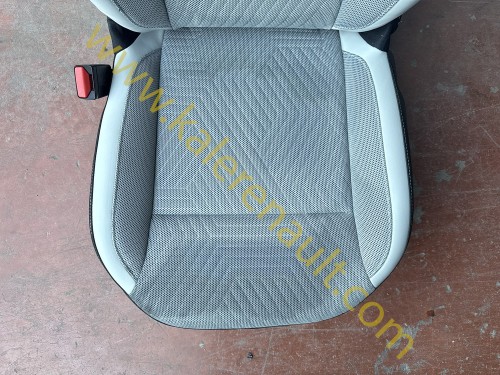 Renault Duster 3 Sol Ön Koltuk Alt Minder Döşeme Kılıfı Techno 873701230R