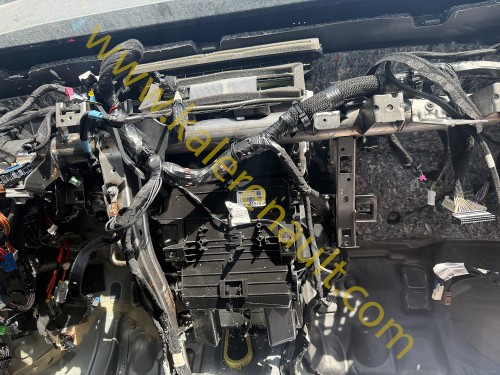Renault Duster 3 Kalorifer Kutusu Kazanı 272108894R