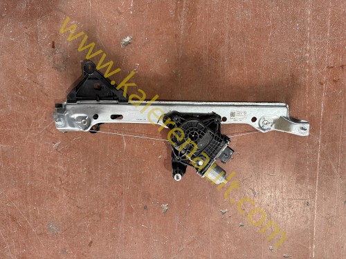 Renault Duster 3 Sağ Arka Cam Krikosu 827209077R