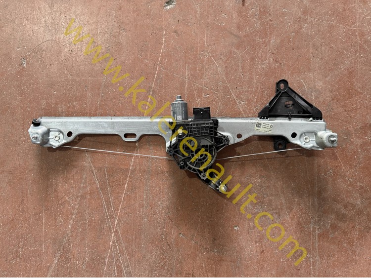 Renault Duster 3 Sağ Ön Cam Krikosu 807201973R