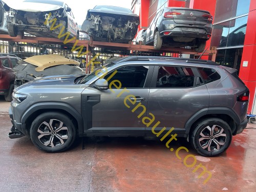 Renault Duster 3 Kesme Marşpiyel Sağ Sol Ön Arka (Mineral Gri)