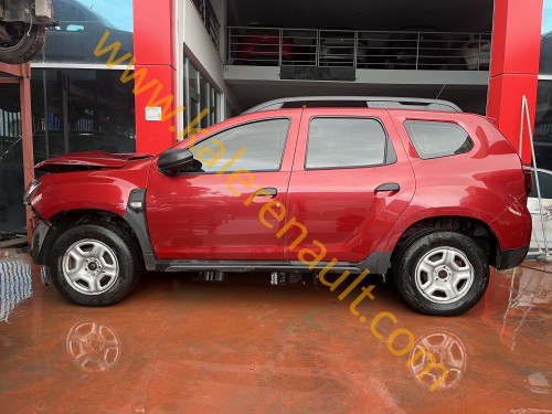 Dacia Duster 2 XJD Kesme Tavan Arka (Mercan Kırmızı)