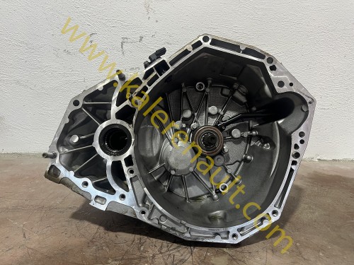 Dacia Duster 2 XJD 1.5 BluedCi 4x4 Komple Şanzıman Manuel - Düz Vites TL8-B-014 320102278R