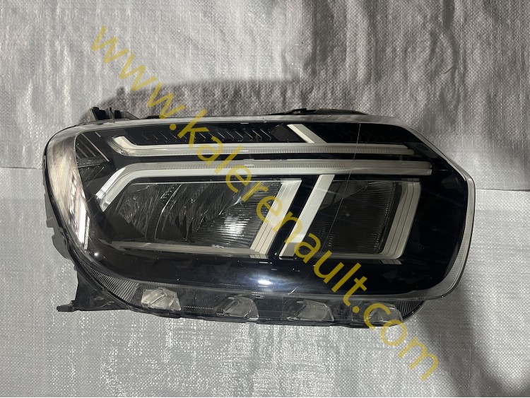 Dacia Duster 2 XJD Sağ Ön Far (Beyaz Ledli) 260106194R