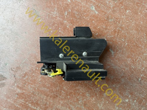 Dacia Duster 2 Sol Arka Kapı Kilidi 825034872R 825031773R