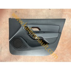 Dacia Duster 2 Sağ Ön Kapı Döşemesi 809004226R Dacia Duster 2 Sağ Ön Kapı Döşemesi 809004226R