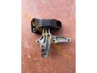 Renault Kadjar 1.5 dCi Sağ Motor Kulağı 113757824R 112848459R Renault Kadjar 1.5 dCi Sağ Motor Kulağı 113757824R 112848459R