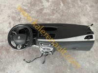 Renault Megane 3 Komple Göğüs Torpido 681006429R Renault Megane 3 Komple Göğüs Torpido 681006429R