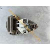 Renault Megane 3 Motor Takozu 112100020R