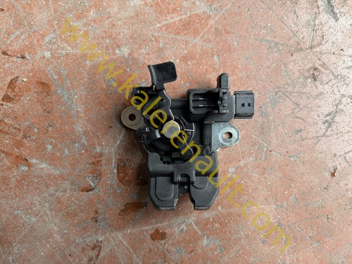 Renault Megane 4 Bagaj Kilidi 905033138R 905024411R