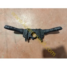 Renault Megane 4 Far Sinyal Kolu 255674795R Renault Megane 4 Far Sinyal Kolu 255674795R