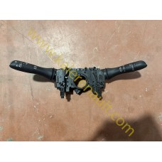 Renault Megane 4 Far Sinyal Kolu 255676445R Renault Megane 4 Far Sinyal Kolu 255676445R