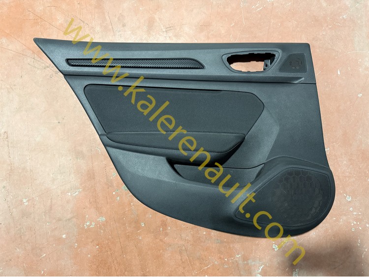 Renault Megane 4 Sol Arka Kapı Döşemesi Joy 829A12815R