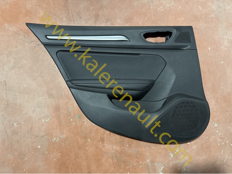 Renault Megane 4 Faz 2 Sol Arka Kapı Döşemesi Icon 829015074R