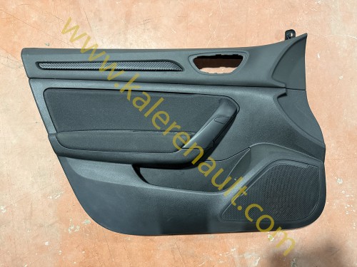 Renault Megane 4 Sol Ön Kapı Döşemesi Joy 809014676R