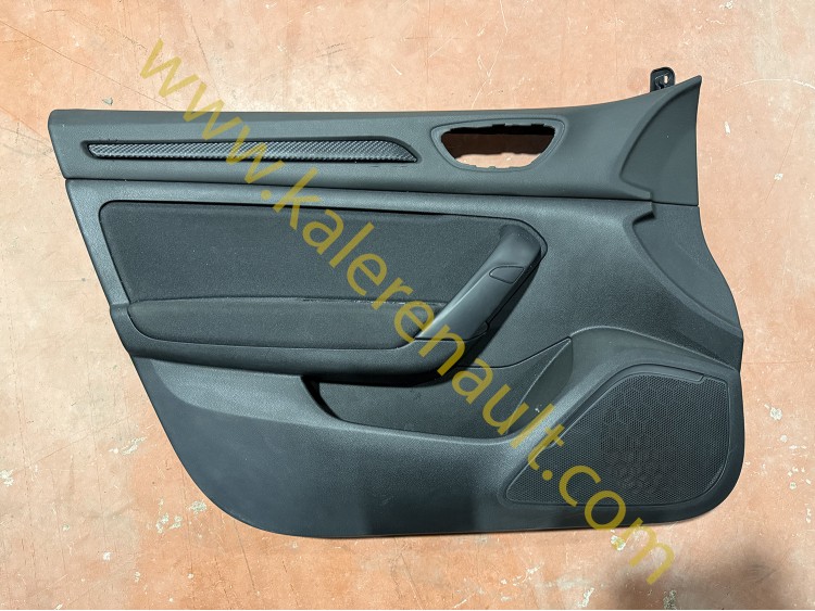 Renault Megane 4 Sol Ön Kapı Döşemesi Joy 809014676R