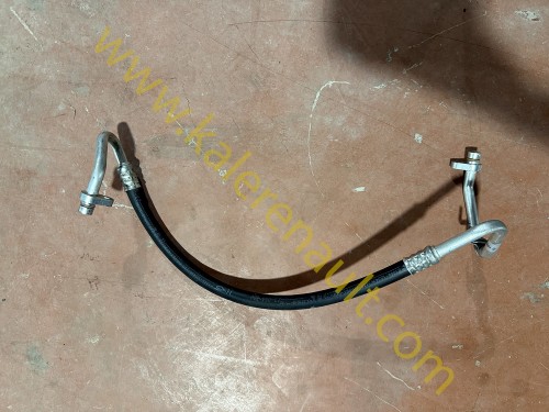 Renault Megane 4 Klima Borusu Radyatör Üst 924908532R