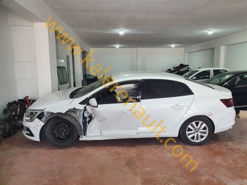 Renault 2021 Megane 4 Joy Comfort 1.3 TCe Manuel 140 bg Orjinal Çıkma Yedek Parçaları