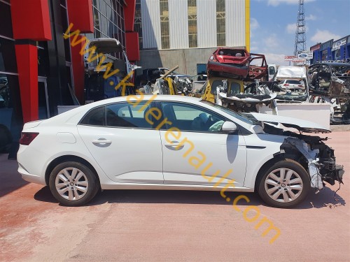 Renault 2021 Megane 4 Joy 1.3 TCe 140 bg EDC Orjinal Çıkma Yedek Parçaları