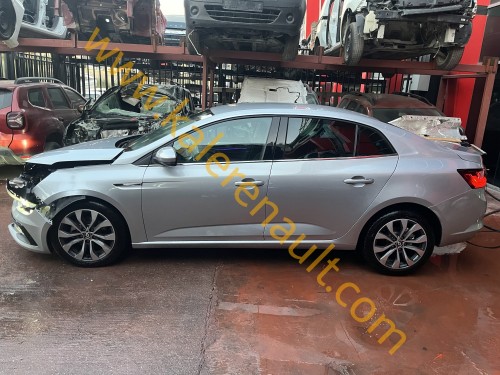 Renault Megane 4 Kesme Tavan (Arsenik Gri)