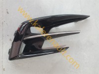 Renault Megane 4 Sağ Sis Kapağı 261A23341R Renault Megane 4 Sağ Sis Kapağı 261A23341R