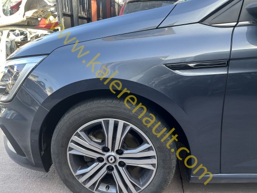 Renault Megane 4 Sol Ön Çamurluk (Titanyum Gri)