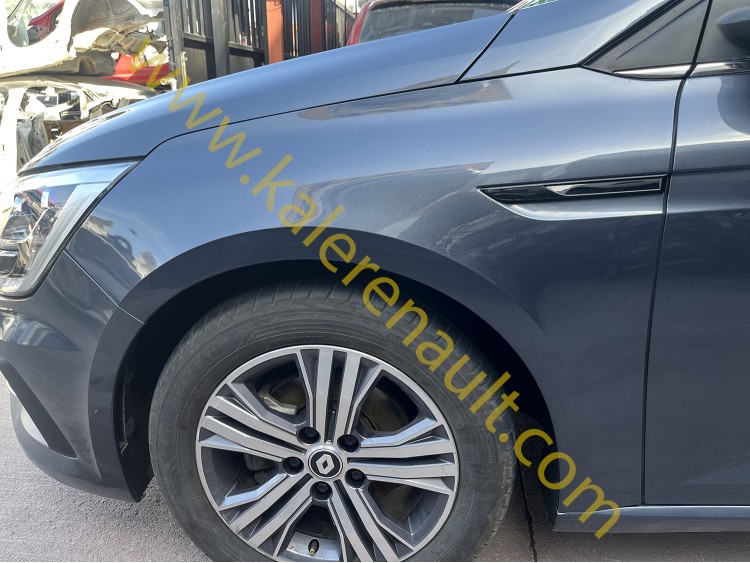 Renault Megane 4 Sol Ön Çamurluk (Titanyum Gri)