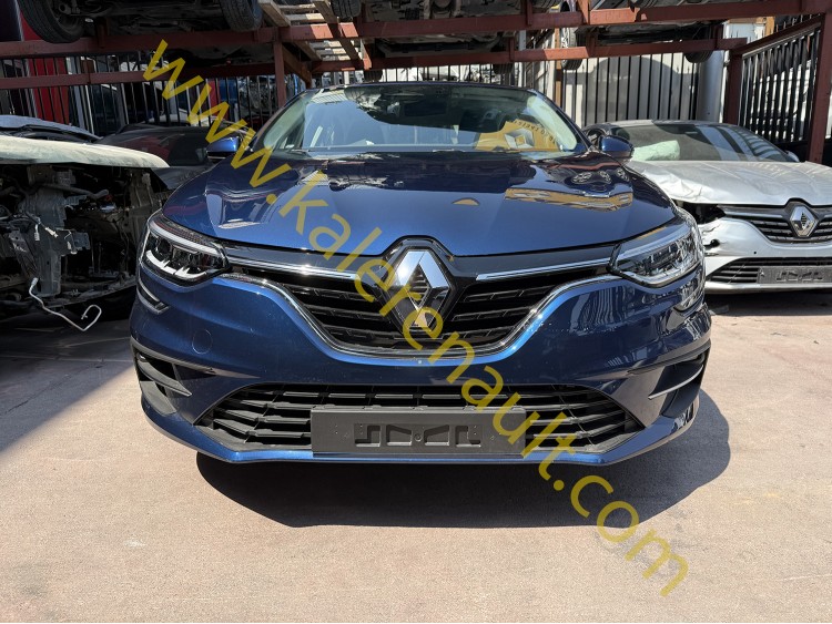 Renault Megane 4 Faz 2 Ön Tampon (Cosmo Mavi) 601980575R