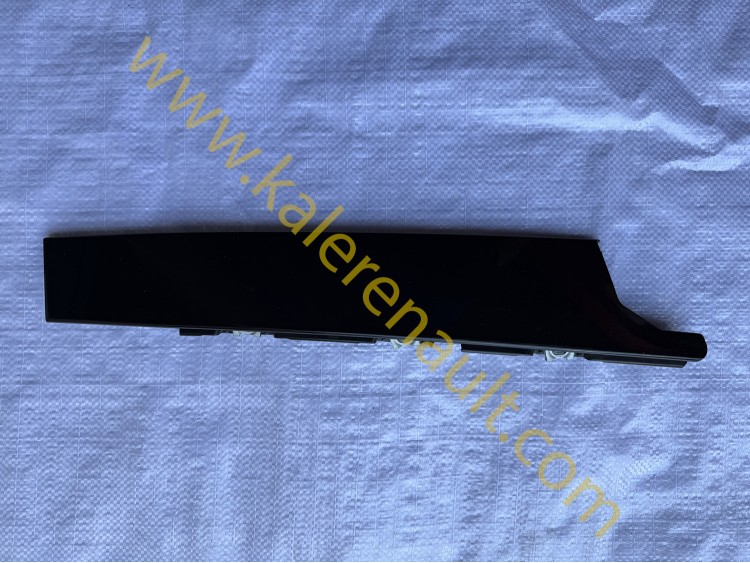 Renault Megane 4 Sol Ön Kapı Direk Kaplaması 802854530R