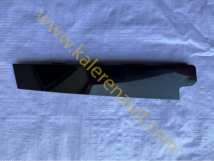 Renault Megane 4 Sol Arka Kapı Direk Kaplaması 822821630R