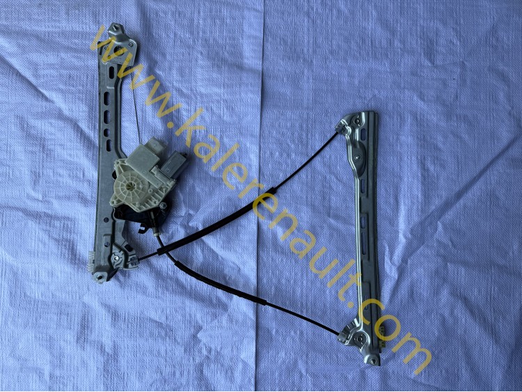 Renault Megane 4 Sol Ön Cam Krikosu 807213056R