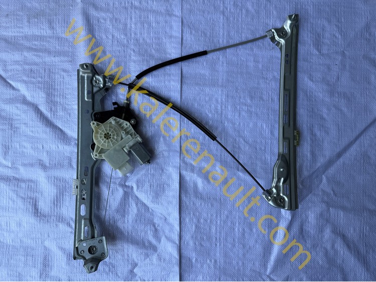 Renault Megane 4 Sağ Ön Cam Krikosu 807208314R