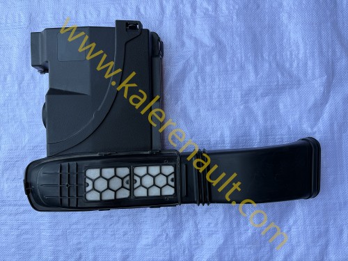 Renault Megane 4 Akü Üst Kapağı 165553843R 165556458R