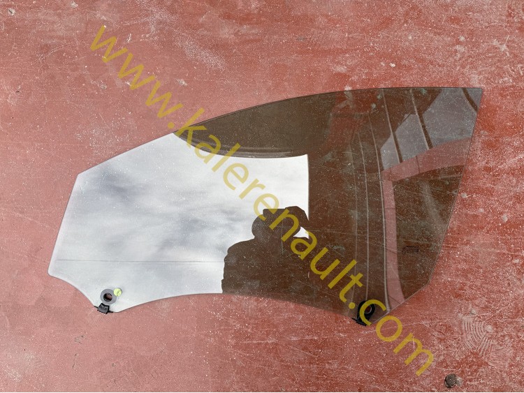 Renault Megane 4 Sol Ön Kapı Camı 803011043R